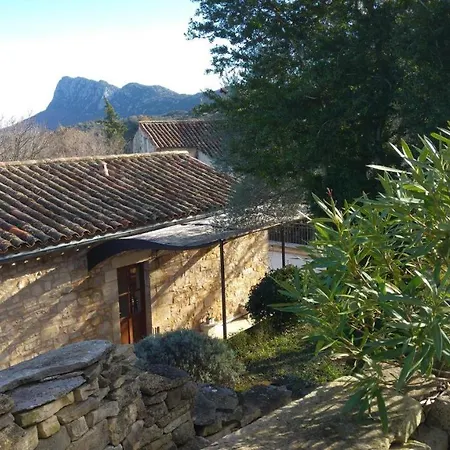 Le Castellas